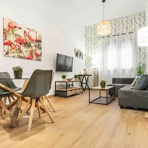 3br With Parking And Patio In The Center By Rems , Málaga Espagne